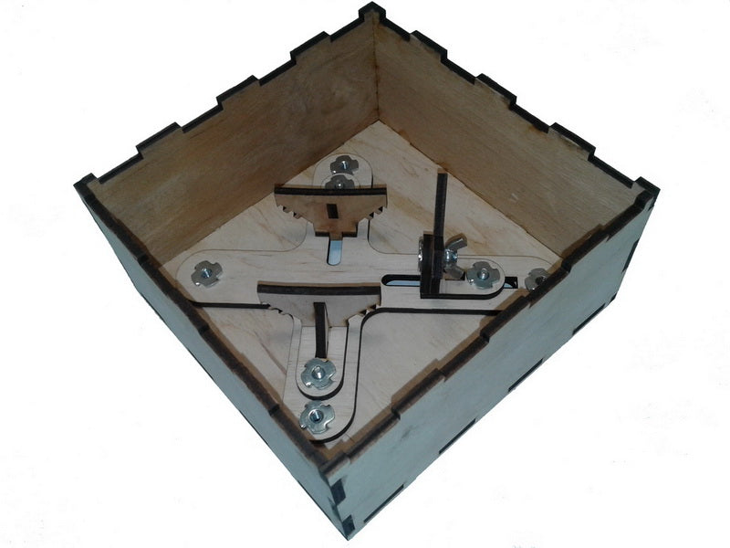 LMG Transport box for models — 150×150 mm (BB-13)