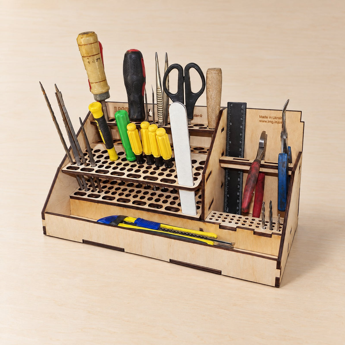 LMG Tool holder 300×150 mm, model 1212 — Plywood 4 mm (WO-1212)