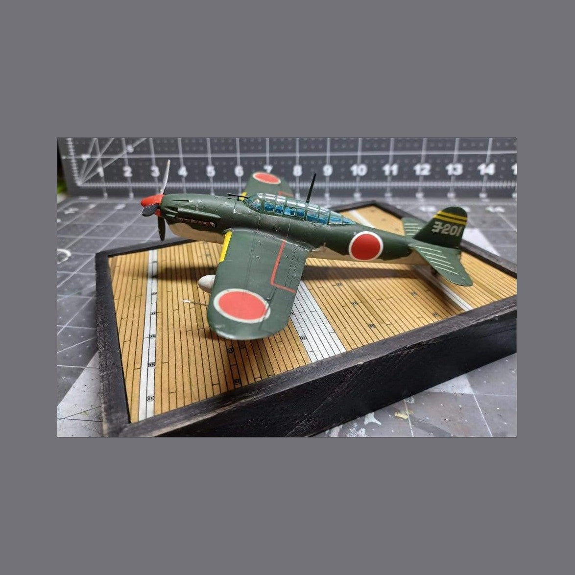 LMG IJN WWII aircraft carrier deck — 1/48 / plywood (MA-05)