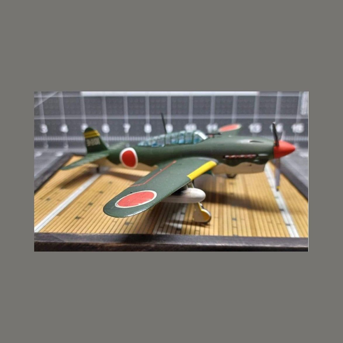 LMG IJN WWII aircraft carrier deck — 1/32 / plywood + brass (MAM-06)